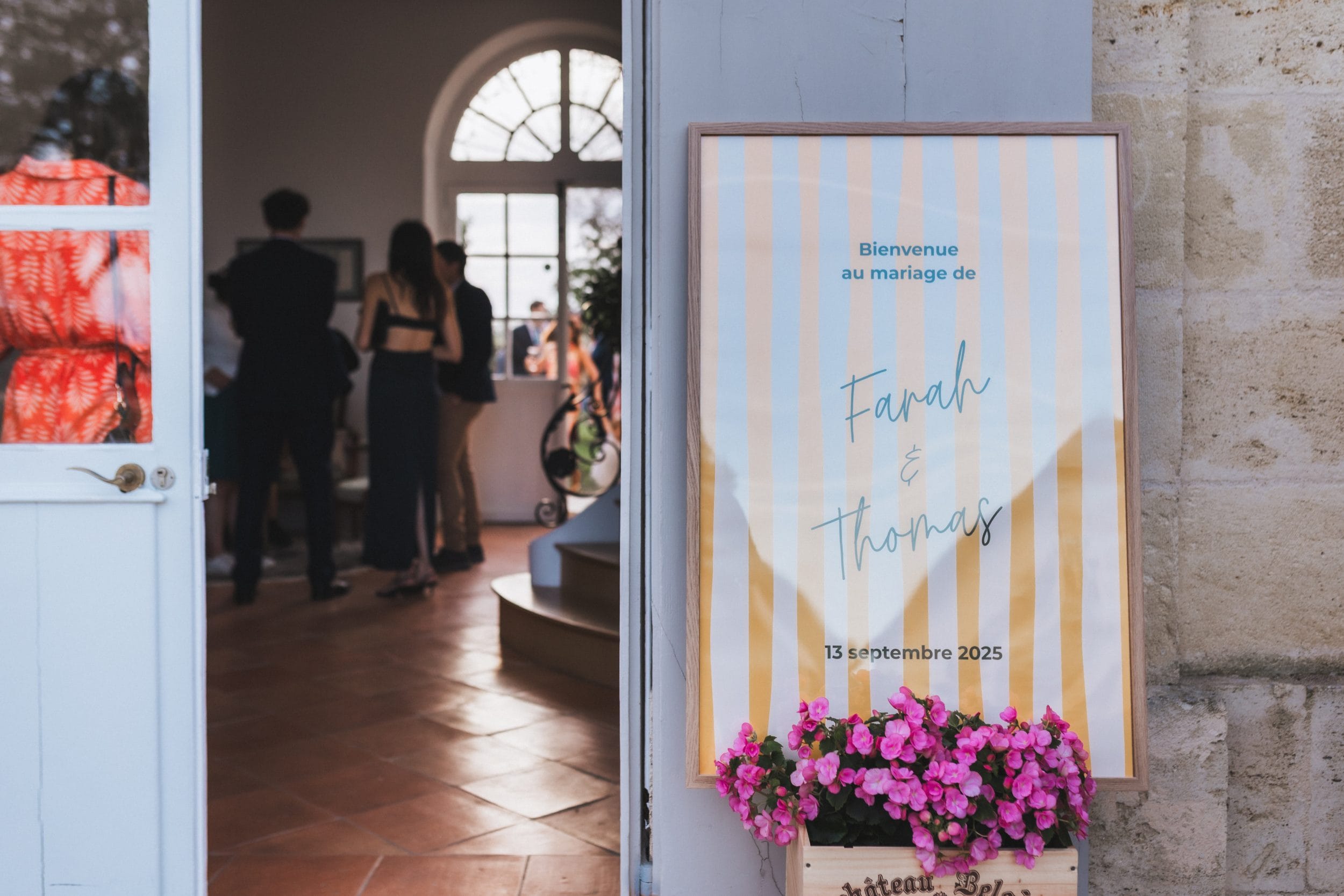 Panneau de bienvenue au mariage de Thomas et Farah